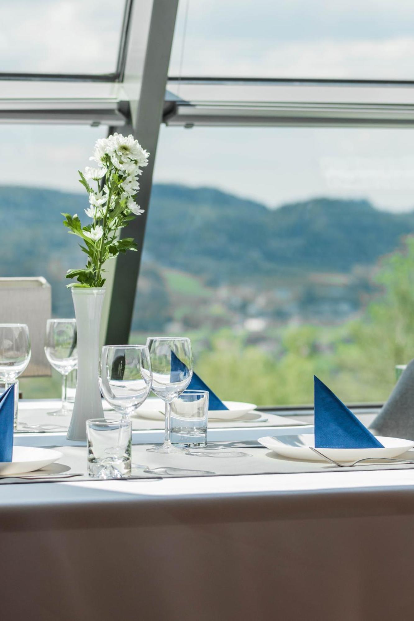 Hotel Belweder Ustroń Εξωτερικό φωτογραφία Restaurant Sky