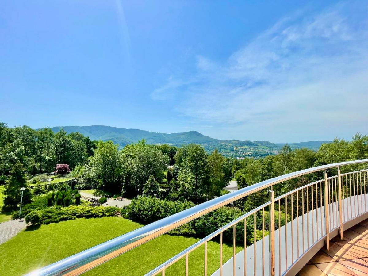 Hotel Belweder Ustroń Εξωτερικό φωτογραφία View from the observation deck