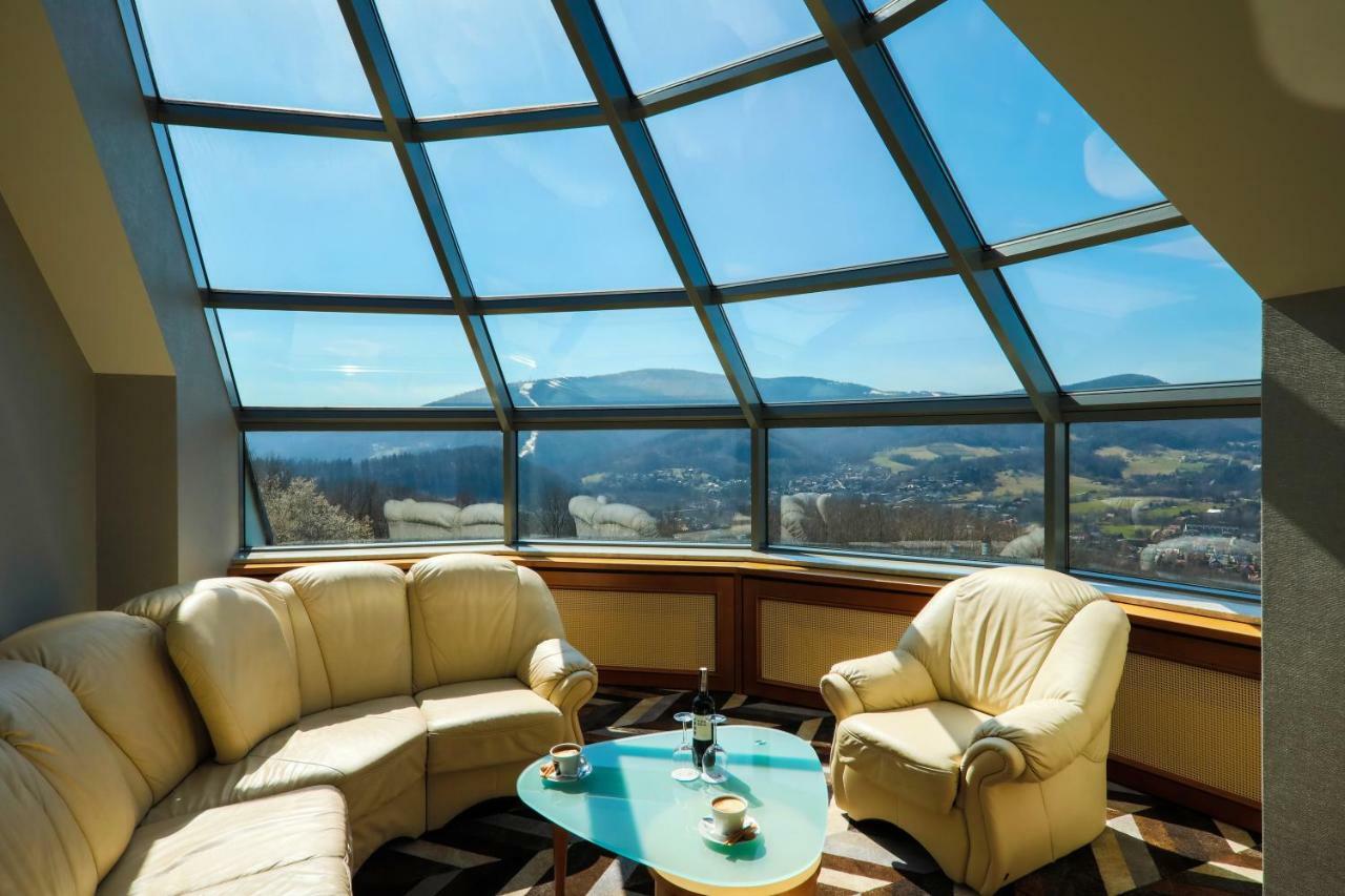 Hotel Belweder Ustroń Εξωτερικό φωτογραφία The Sky Bar
