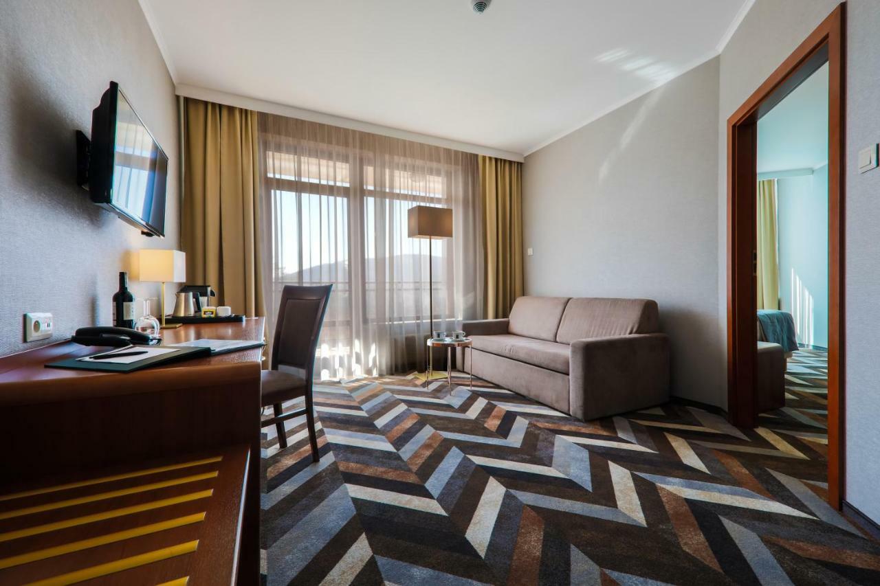 Hotel Belweder Ustroń Εξωτερικό φωτογραφία Suite