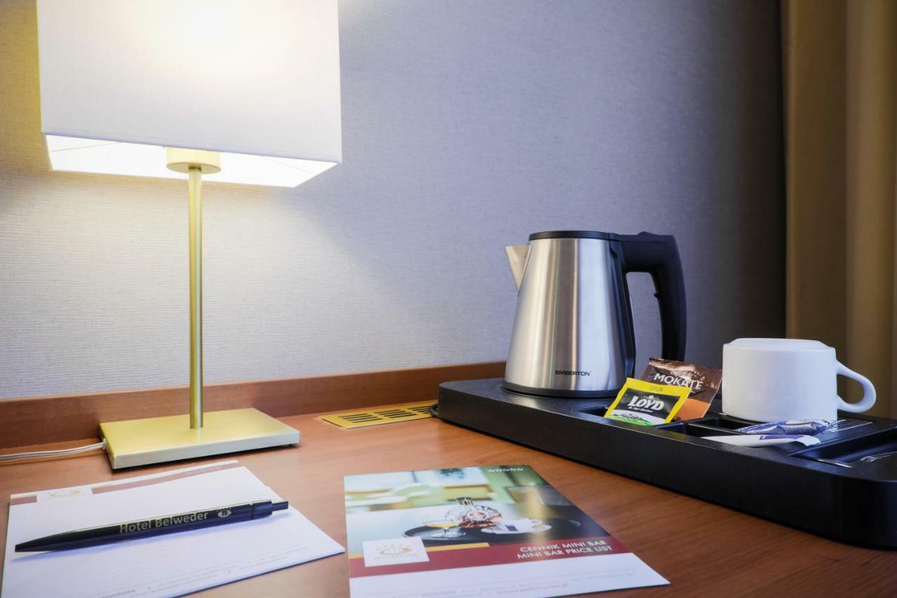 Hotel Belweder Ustroń Εξωτερικό φωτογραφία A kettle in a hotel room