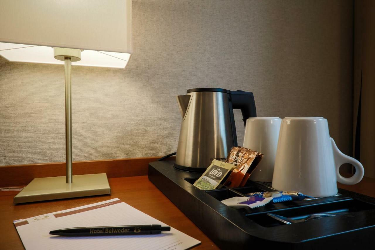 Hotel Belweder Ustroń Εξωτερικό φωτογραφία A kettle in a hotel room
